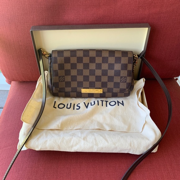 Louis Vuitton Handbags - Louis Vuitton PM in ebene
